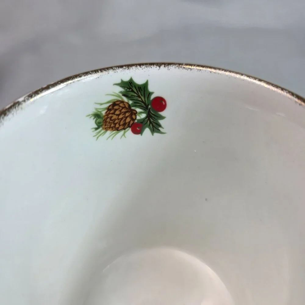 Rosina China Queens Yuletide Scalloped Dinner Plate White with Green & Red Holly